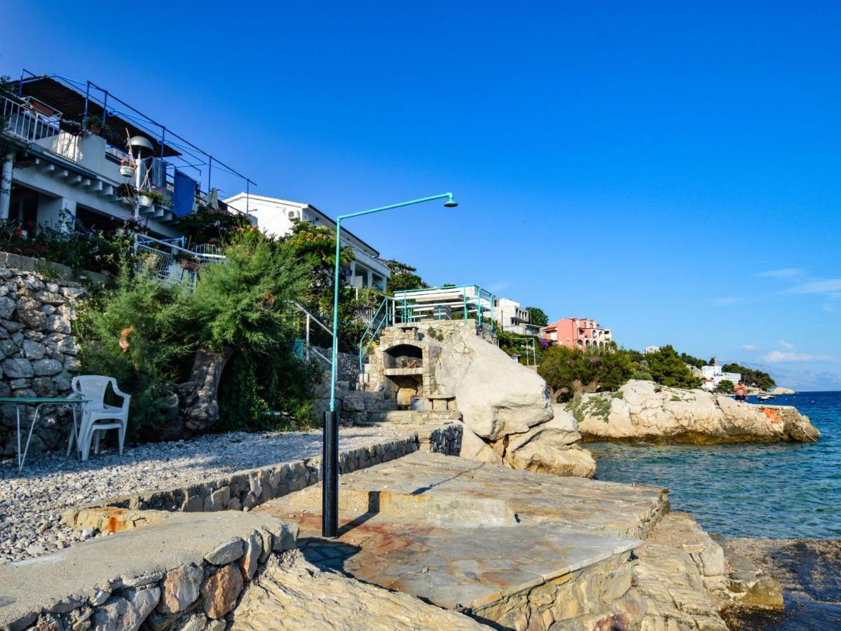 Holiday Home Lara Omiš Exterior foto