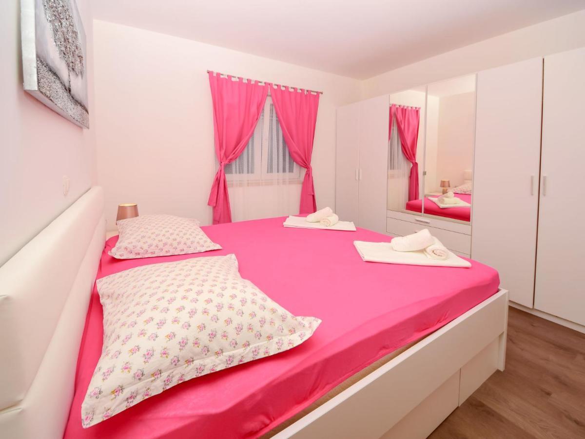 Holiday Home Lara Omiš Exterior foto